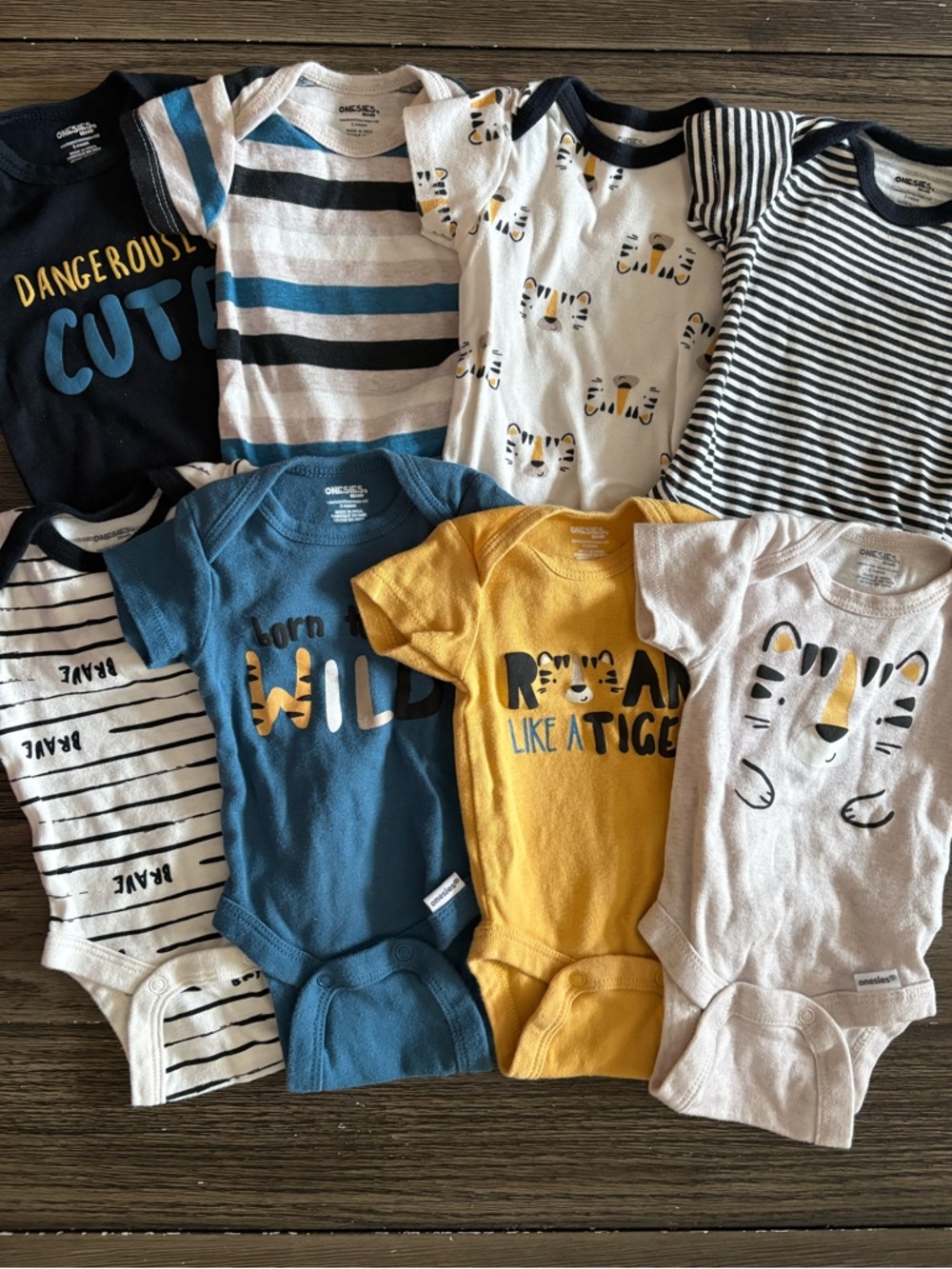 Onesies Brand Baby Boys' 8-pack Short Sleeve Mix & Match Bodysuits